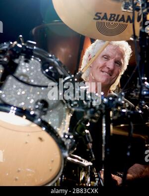 Schlagzeuger Don Brewer tritt mit Bob Seger und der Silver bullet Band in Sunrise, Florida auf. Stockfoto