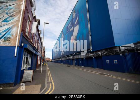 Everton Football Club und Umgebung während des Coronavirus Ausbruchs Stockfoto