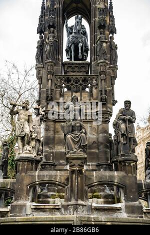 Prag, Tschechische republik - 19. März 2020. Krannerova kasna im Park am Ufer des Flusses Smetana Stockfoto