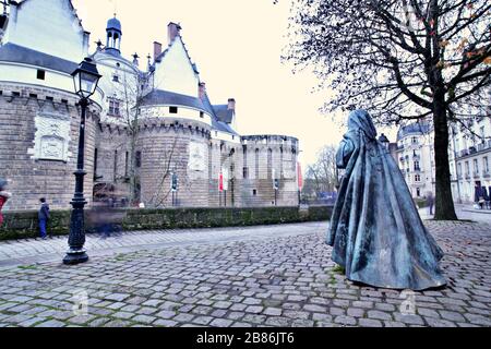 Sonntag, 15. März 2020:. Nantes, Frankreich - Statue der Königin von Frankreich, Anne de Bretagne. Nantes Frankreich Stockfoto