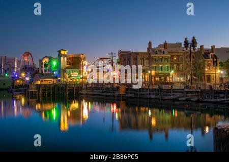 Orlando, Florida. Februar 2020. Panoramaaussicht auf die Produktionszentrale und den New Yorker Bereich in den Universal Studios Stockfoto