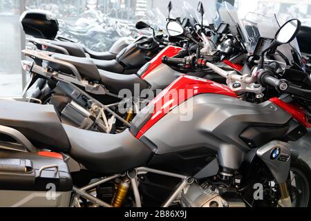 Bordeaux, Aquitanien / Frankreich - 02 15 2020: BMW R GS Motorrad im Händlerbetrieb Gebrauchtmotorrad Stockfoto