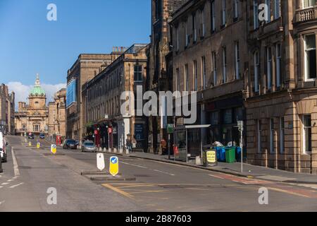 Edinburgh, Großbritannien. März 2010. Ein sehr ruhiges Stadtzentrum von Edinburgh an der George IV Bridge wegen des Covid19-Ausbruchs. Kredit: Richard Newton/Alamy Live News Stockfoto