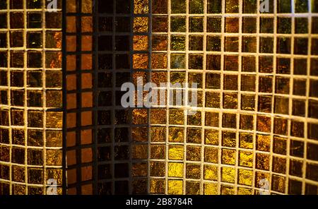 Nahaufnahmen von sich wiederholenden Motiven oder Elementsuiten für Hintergrund oder Hintergrund, in Farbe oder Schwarzweiß. Stockfoto