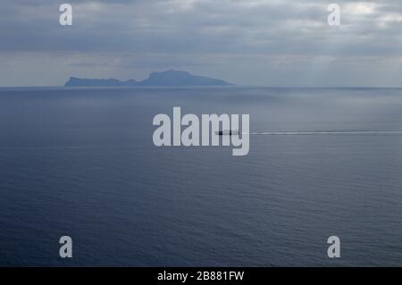 Neapel - Capri dal Parco Virgiliano Stockfoto