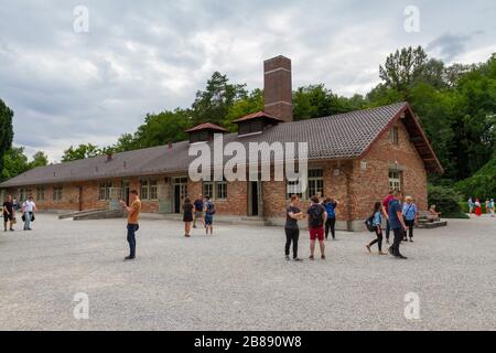 Das zweite Krematoriumsgebäude, Barrack X im ehemaligen NS-Konzentrationslager Deutscher Dachauer, München, Deutschland. Stockfoto