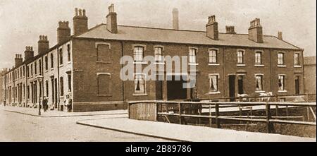 Huddersfield Industrial Society - ein frühes Foto von Eigentum der Gesellschaft in der St Thomas's Road Stockfoto