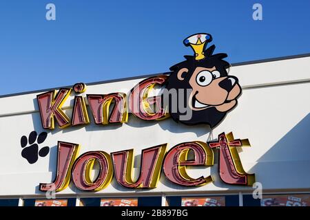 Bordeaux, Aquitanien/Frankreich - 03 15 2020: King Jouet Spiel und Kinderspielzeugladen Logo Zeichen Kinder Baby Spielzeug Markengeschäft Stockfoto