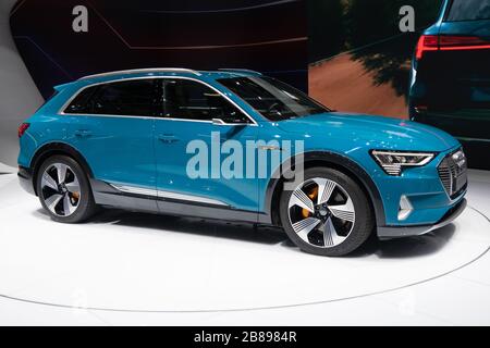 Paris, Ile de France/Frankreich - 07. Oktober 2018: Mondial Paris Motor Show Audi e-Tron 55 Quattro Stockfoto