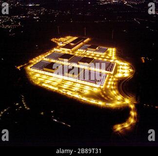 , Nachtansicht des IKEA-Verteilzentrums in Dortmund-Ellinghausen, 20.10.2009, Luftaufnahme, Deutschland, Nordrhein-Westfalen, Ruhrgebiet, Dortmund Stockfoto