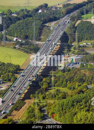 , Autobahnbrücke der A45 bei Berchum in Hagen-Halden, 01.10.2013, Luftbild, Deutschland, Nordrhein-Westfalen, Ruhrgebiet, Hagen Stockfoto