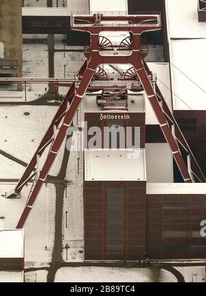 , Kopfbedeckung des Industriekomplexes Kohlengrube Zollverein im Winter, 18.01.2013, Luftbild, Deutschland, Nordrhein-Westfalen, Ruhrgebiet, Essen Stockfoto