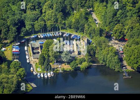 , Jachthafen des EFKV am Hassbach an der Ruhrgebiet in Essen, 26.07.2015, Luftbild, Deutschland, Nordrhein-Westfalen, Ruhrgebiet, Essen Stockfoto