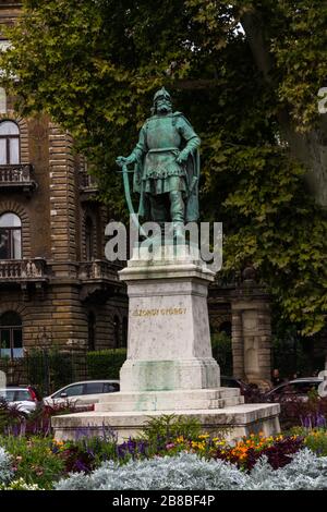 Bronzestatue des Soldaten Gyorgy Szondy in Budapest, Ungarn. Stockfoto