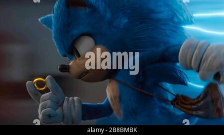 Sonic the Hedgehog (2019) unter der Regie von Jeff Fowler und mit Jim Carrey, James Marsden und Neal McDonough in den Hauptrollen. Großbildschirm-Outing für Segas geliebte Videospielfiguren; kann Sonic den Fängen von Dr. Robotnik entkommen? Stockfoto