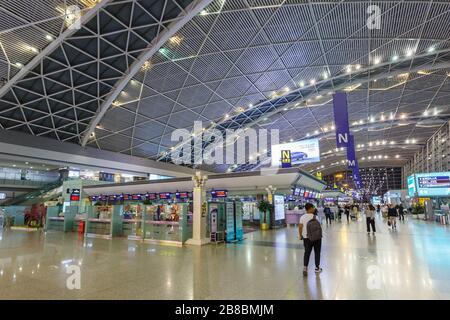 Chengdu, China - 22. September 2019: Terminal 2 des Flughafens Chengdu (CTU) in China. Stockfoto