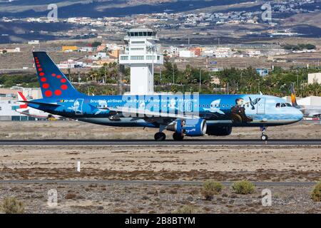 Spanien - 23. November 2019: Airbus A320 von Brussels Airlines auf dem Flughafen Tenera-Süd (TFS) in Spanien. Airbus ist ein europäisches Flugzeug Stockfoto