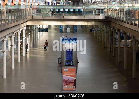 London St Pancras International Station desertierte während der Covid-19-Pandemie 2020 Stockfoto