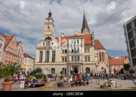 Das Alte Rathaus am Rathausplatz in Ingolstadt, Bayern. Stockfoto