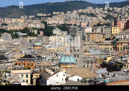 Blick auf die Altstadt, Genua, Ligurien, Italien, Europa Stockfoto