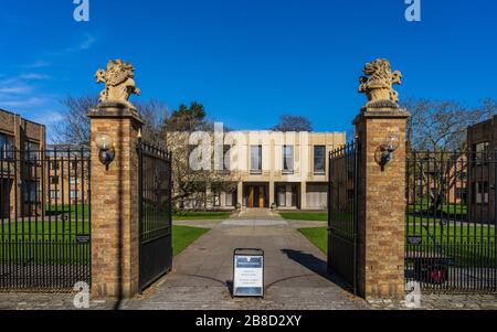 Eintritt zum Wolfson College, University of Cambridge. 1965 als University College gegründet, 1972 umbenannt, um Wohltäter der Wolfson Foundation zu reflektieren. Stockfoto