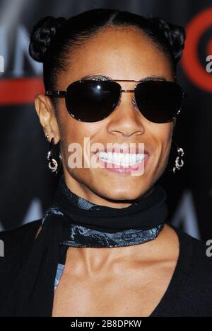 Jada Pinkett-Smith bei der Hollywood-Premiere von "The Seat Filler" im El Capitan Theatre in Hollywood, Kalifornien. Die Veranstaltung fand am Mittwoch, 22. Februar 2006 statt. Foto von: SBM / PictureLux - Aktenzeichen # 33984-10533SBMPLX Stockfoto