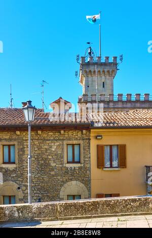 Straße in der Stadt San Marino, San Marino Stockfoto