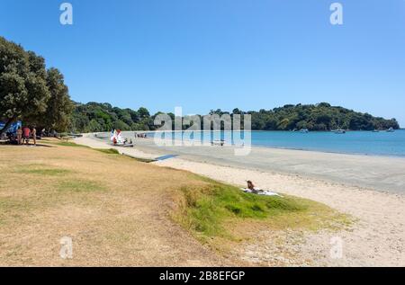 Oneroa Beach, Oneroa, Waiheke Island, Hauraki Gulf, Auckland, Neuseeland Stockfoto