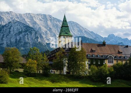 Schloss Elmau in den bayerischen Alpen Stockfoto