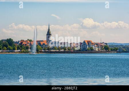Blick auf Friedrichshafen am Bodensee Stockfoto