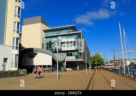 Apartments in Gasworks Docks, Bristol City, Bristol County, England, Großbritannien Stockfoto