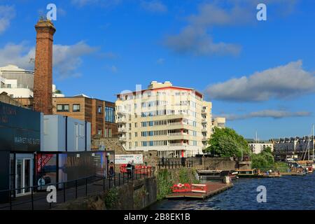 Apartments in Gasworks Docks, Bristol City, Bristol County, England, Großbritannien Stockfoto