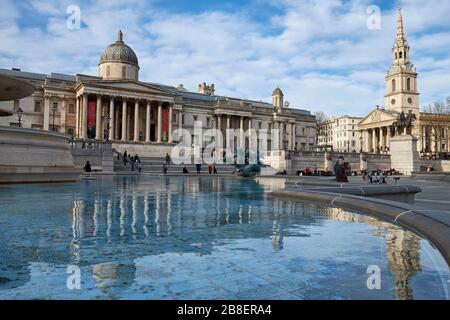 21. März 2020 - Trafalgar Square, London, England: Die Touristenzahlen schrumpfen auf dem Trafalgar Square während der Coronavirus Pandemie Stockfoto