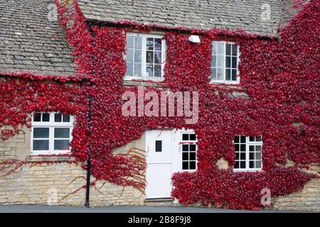 The Bell Inn, Stow-on-the-Wold, Gloucestershire, Cotswold District, England, Großbritannien, Europa Stockfoto