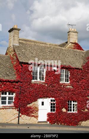 The Bell Inn, Stow-on-the-Wold, Gloucestershire, Cotswold District, England, Großbritannien, Europa Stockfoto