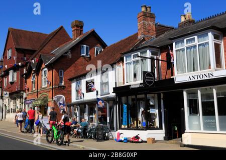 High Street, Lyndhurst, New Forest, Hampshire, England, Vereinigtes Königreich Stockfoto