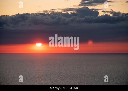 Der Sonnenuntergang vom Muir Beach Overlook ist ein unglaubliches Erlebnis. Stockfoto