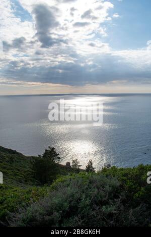 Muir Beach Overlook bietet einen ausgezeichneten Blick auf die Küste von Marin County, CA. Stockfoto