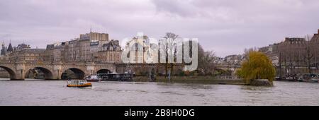 Paris, der Pont-Neuf an der seine, mit dem Vert-Galant-Platz an der ile de la Cité Stockfoto