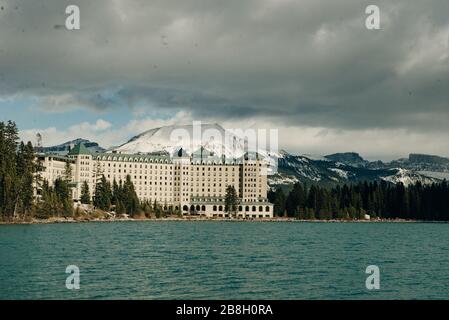 Banff, Alberta, Kanada - dez, 2019 Chateau Lake Louise Hotel in Banff Stockfoto