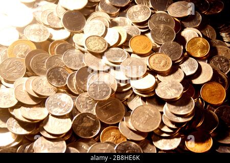 Gulak ist der traditionelle Name eines Münzbehälters oder indischen Sparschwein, in der Regel von Kindern im ländlichen Indien verwendet, Münze Stockfoto