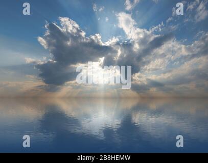 Sonne, die durch Wolken in einem blauen Himmel platzt. Stockfoto