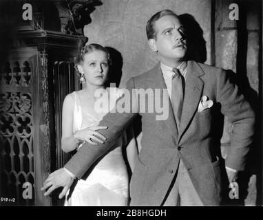 GLORIA STUART und MELVYN DOUGLAS im ALTEN DUNKLEN HAUS 1932 Regisseur JAMES WAL-ROMAN J. B. Priestley Drehbuch Benn W. Levy Universal Pictures Stockfoto