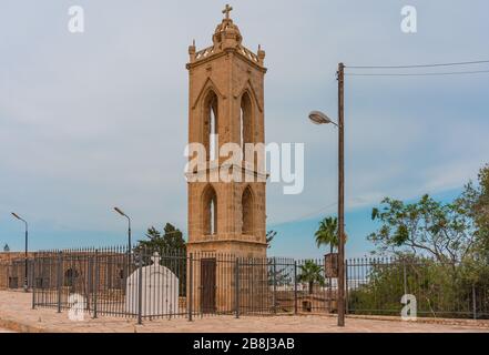 Der Kirchturm des orthodoxen Klosters der Jungfrau Maria. Ayia Napa.Zypern. Stockfoto