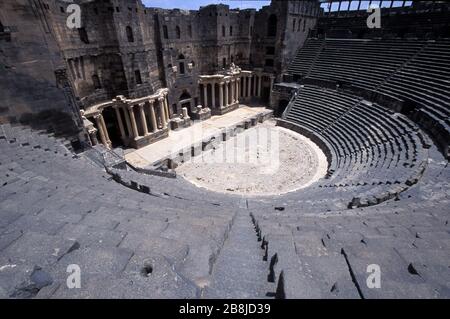 Römisches Theater in Bosra in der Zitadelle. Altstadt von Bosra, UNESCO-Weltkulturerbe. Syrien Stockfoto