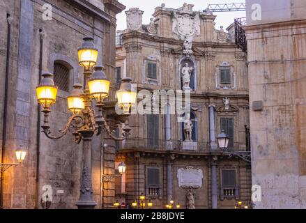 Fassade der Kirche San Giuseppe dei teatini in Palermo, Insel Sizilien in Italien Stockfoto