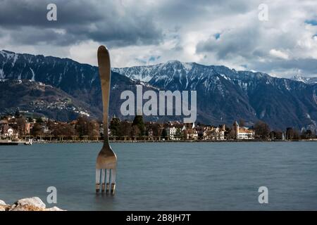 Stadtansicht und Gabel vom Alimentarium in Vevey Schweiz Stockfoto