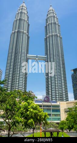 Sure KLCC Shopping Mall am Fuße der Petronas Twin Towers Kuala Lumpur Malaysia. Stockfoto