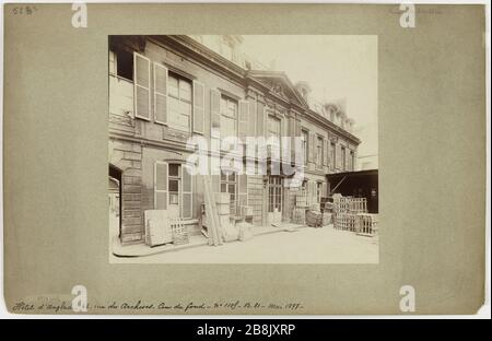 Hotel Anglade, 66, rue des Archives - Back Court - Mai 1897. Hotel Anglade - Innenhof, 66 rue des Archives, Paris 3. Bezirk. Mai 1897. Le Marais. Hôtel d'Anglade, cour du Fond, 66 rue des Archives, Paris (IIIème arr.). Photographie de Pierre Emonts (1831-1912). Papieralbuminé. Mai 1897. Paris, musée Carnavalet. Stockfoto