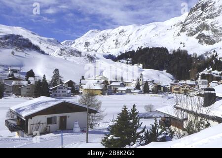 Bivio, idyllisches Bergdorf am Julierpass Stockfoto